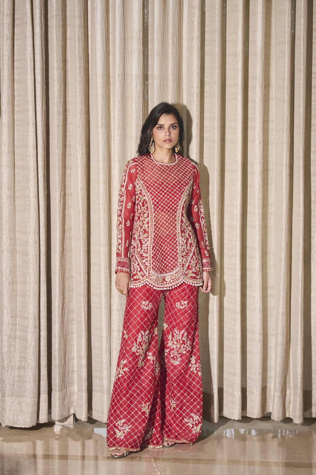 RED ORGANZA KURTA AND PANTS