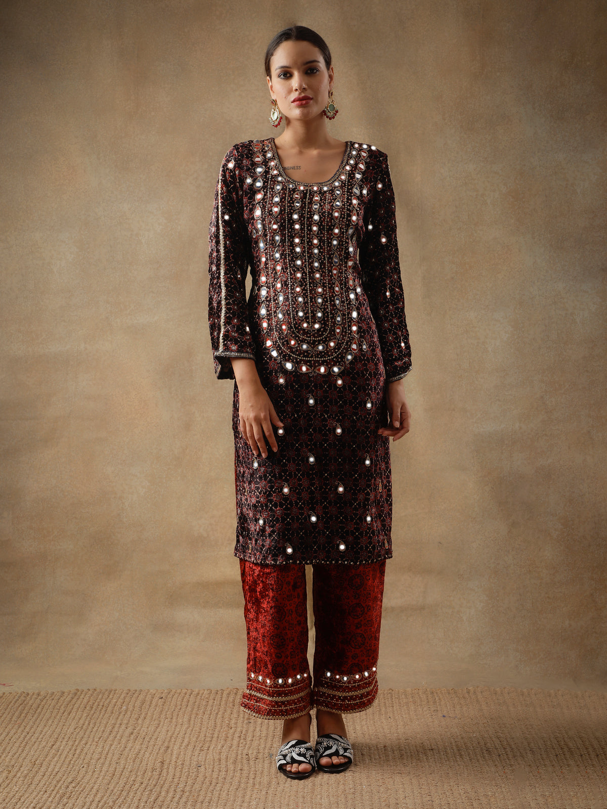 Enchanting Black Paisley Kurta Set