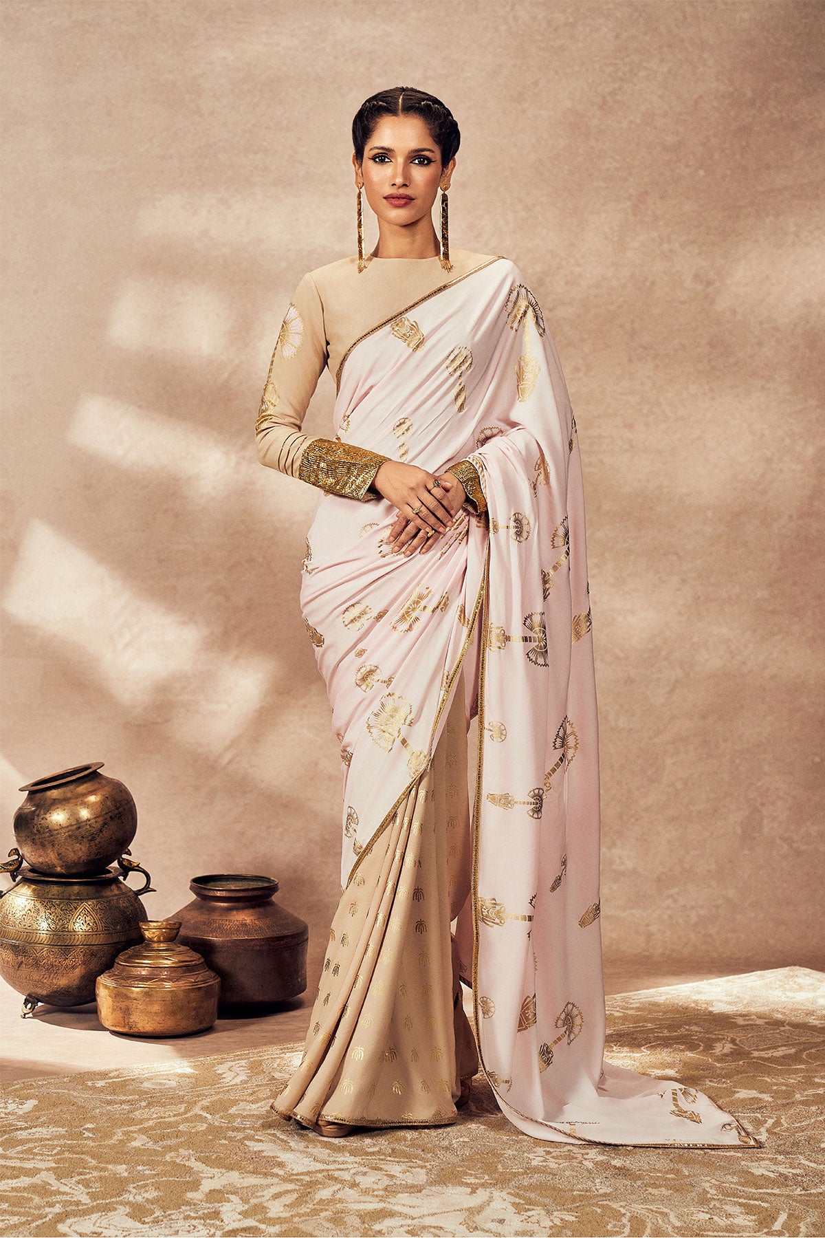 BEIGE AND PINK TRAVELLER'S PALM SAREE