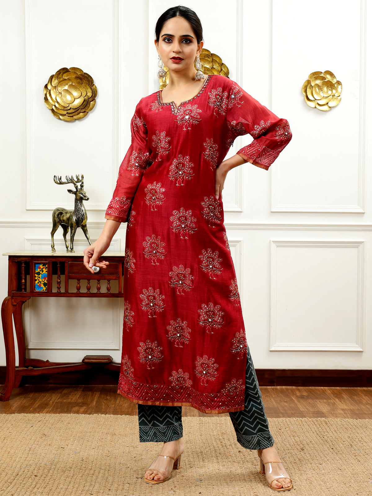 Burgundy Chanderi Silk Kurta Set with Grey Dupatta