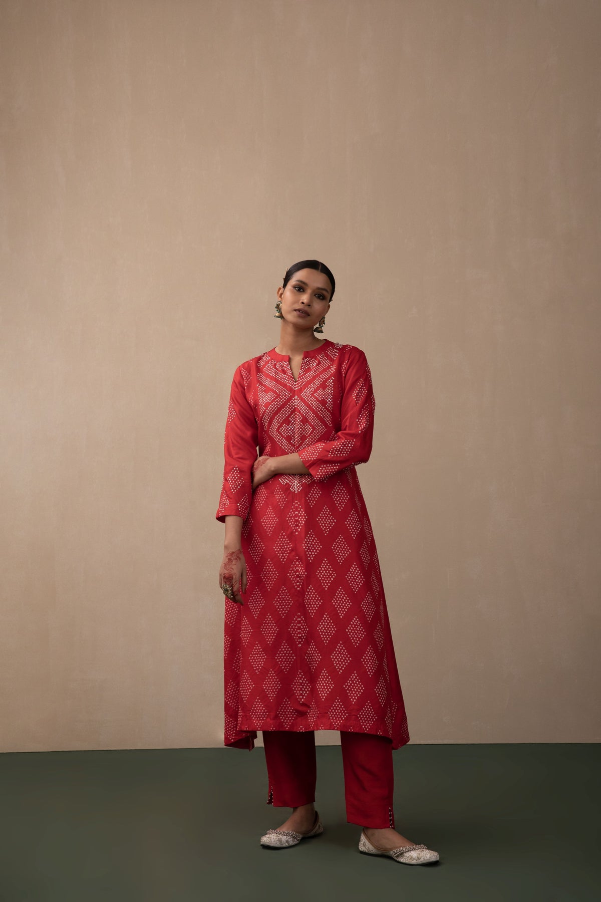 bandhni diamond kurta set