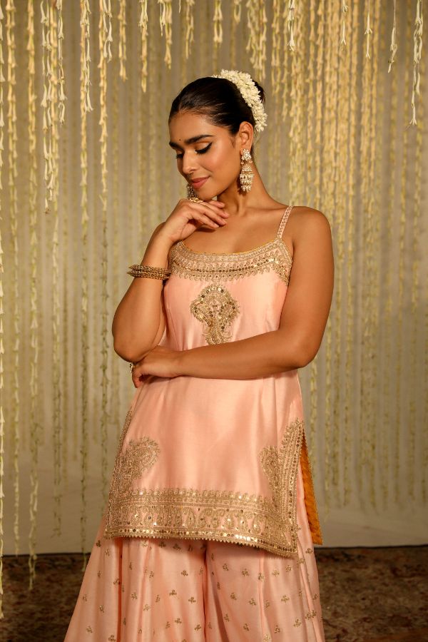 Pink Aabroo Kurta Set- front view